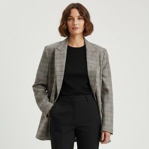 Oversized plaid boyfriend blazer from H&M. Versatile and trendy! Size S